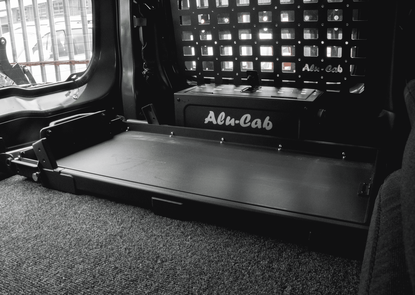 TILTING FRIDGE SLIDE (35L)
