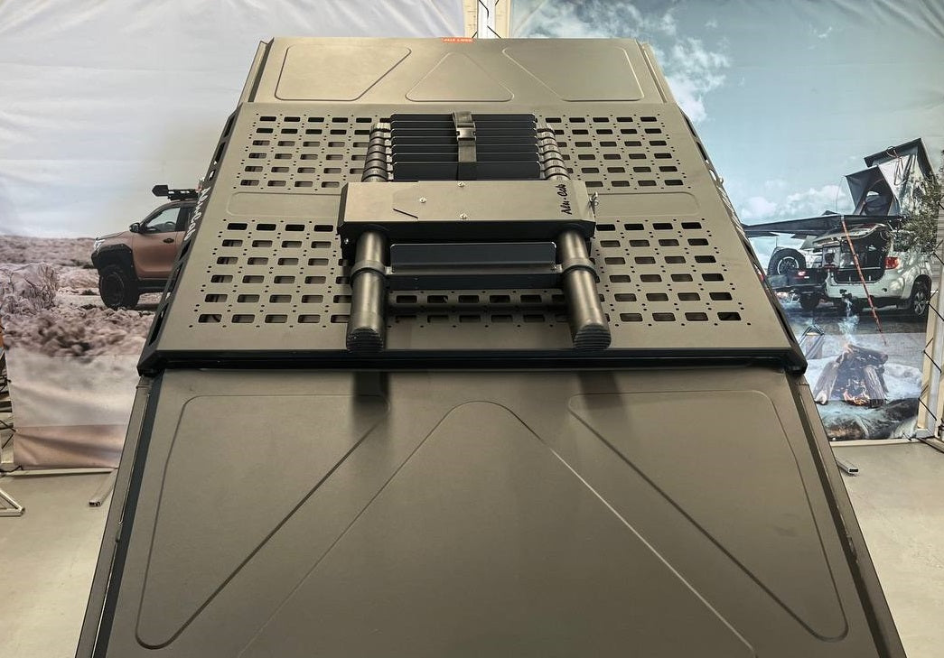 2.6M and 2M LADDER HOLDER