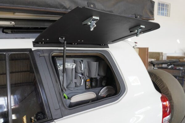 Gullwing Windows – Toyota Land Cruiser 200 – Pair