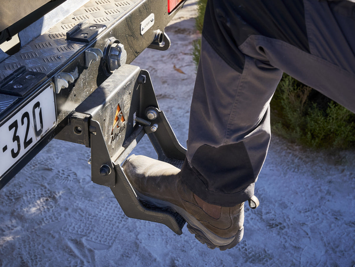TOW BAR STEP - V2