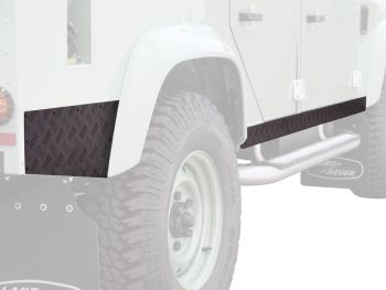 LAND ROVER DEFENDER 110 (1983-2016) SILL PROTECTOR / BLACK - BY FRONT RUNNER