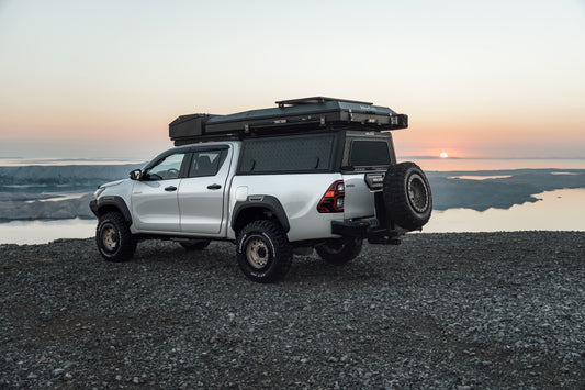HILUX REVO 16+ DC BLACK TREAD FRD