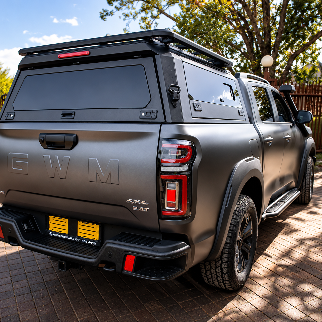GWM P300 Explorer+ Aluminium, Solid Glass Canopy – Glass Gullwing Doors & Sliding Side Window