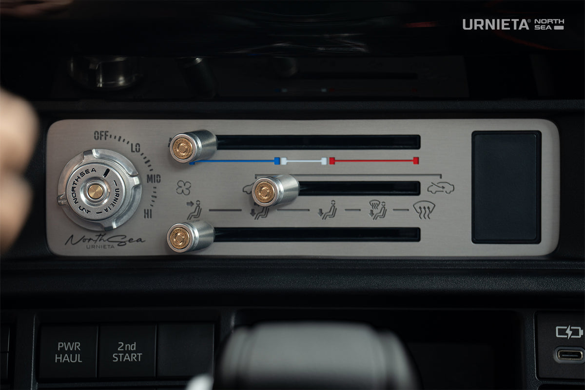 Urnieta Vintage A/C Control Panel - LC70 - Colour: Silver