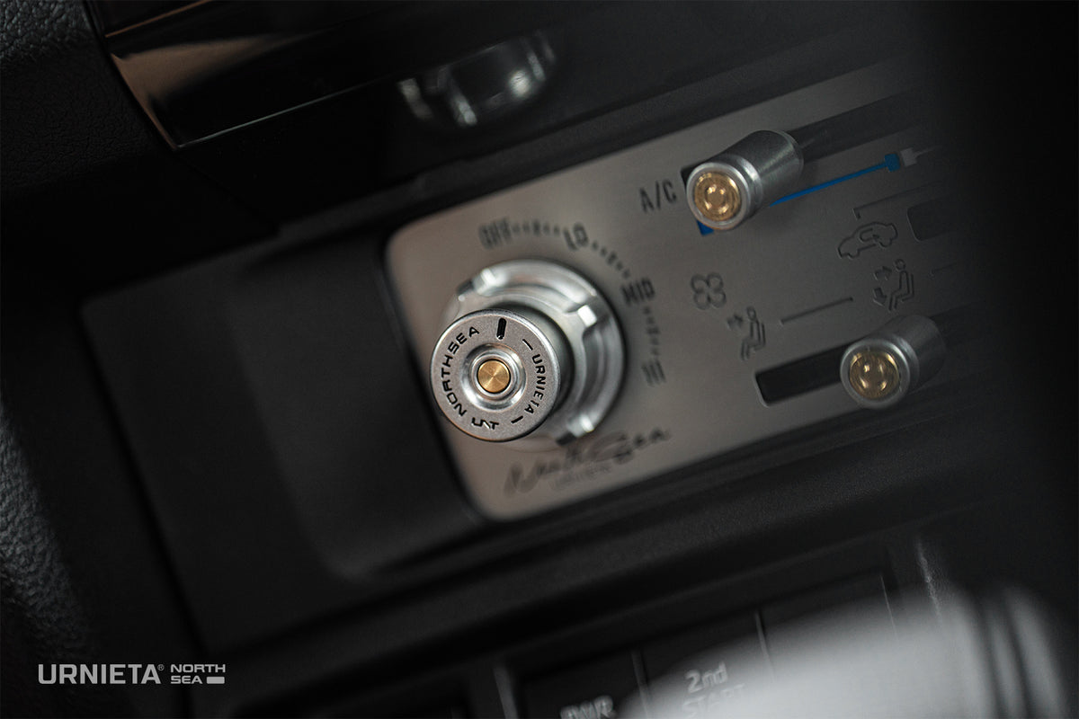Urnieta Vintage A/C Control Panel - LC70 - Colour: Black