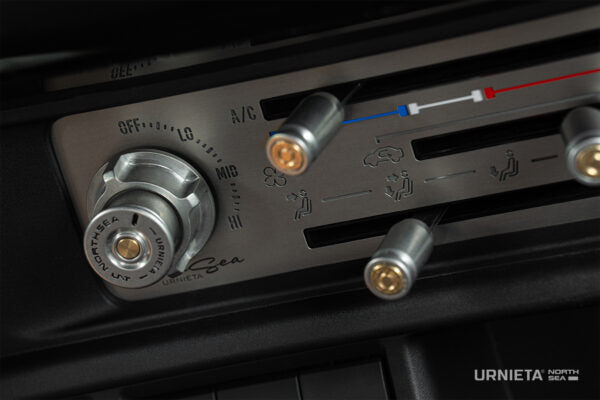 Urnieta Vintage A/C Control Panel - LC70 - Colour: Black