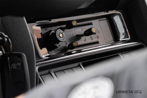Urnieta Vintage A/C Control Panel - LC70 - Colour: Silver