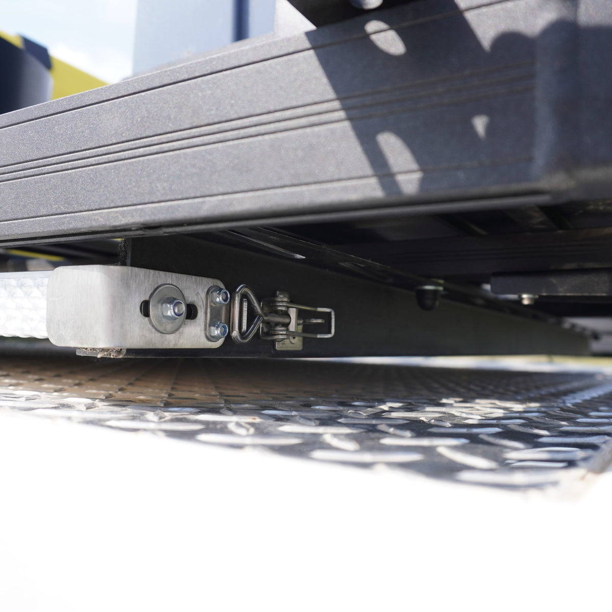 Roof Rack Table Slide - Mount: Rear slide