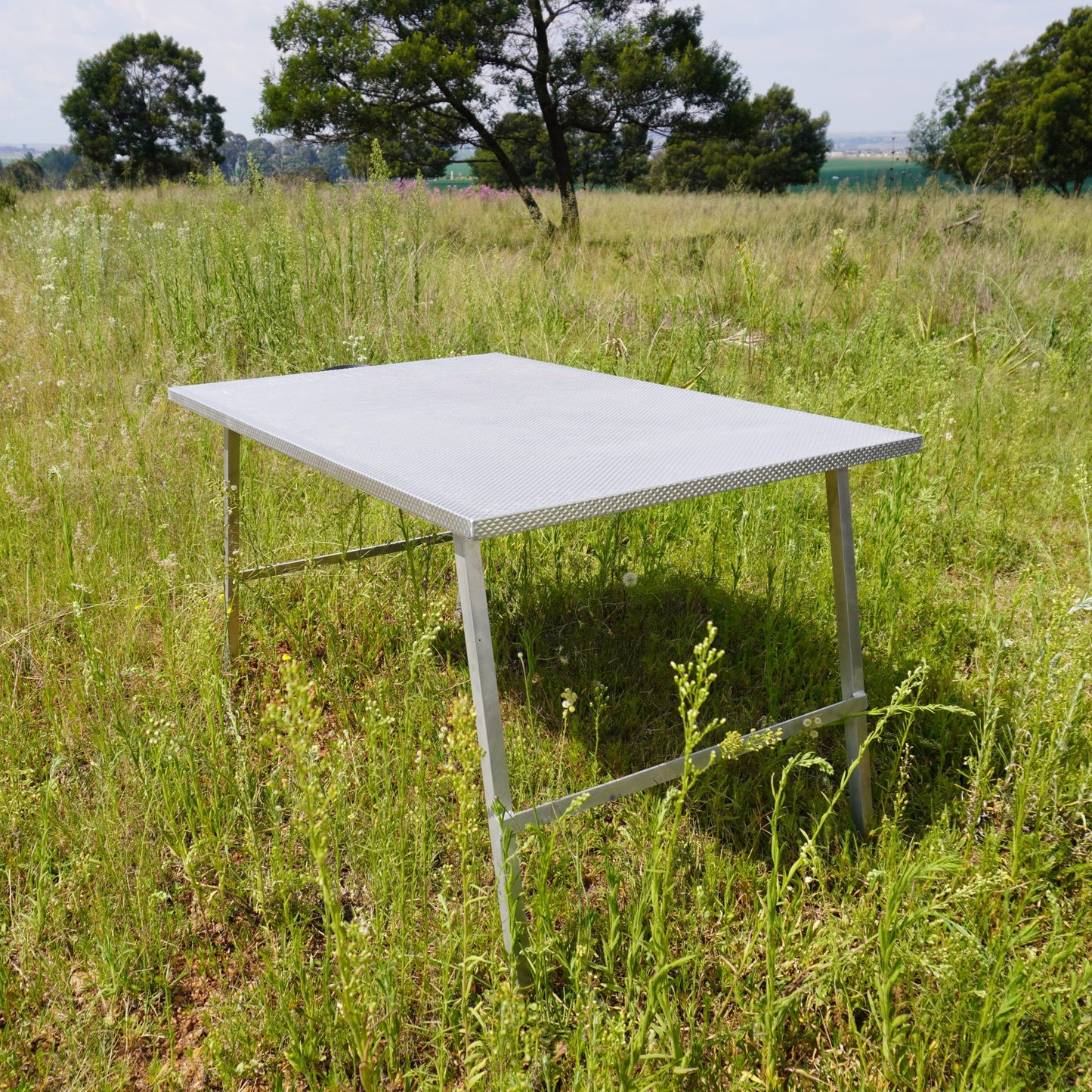 Easy Stow Away Camping Table - Size: Large