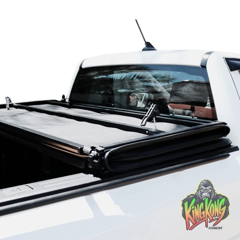 GWM P300 Tri-Fold Tonneau Cover | Hard Folding Load Cover