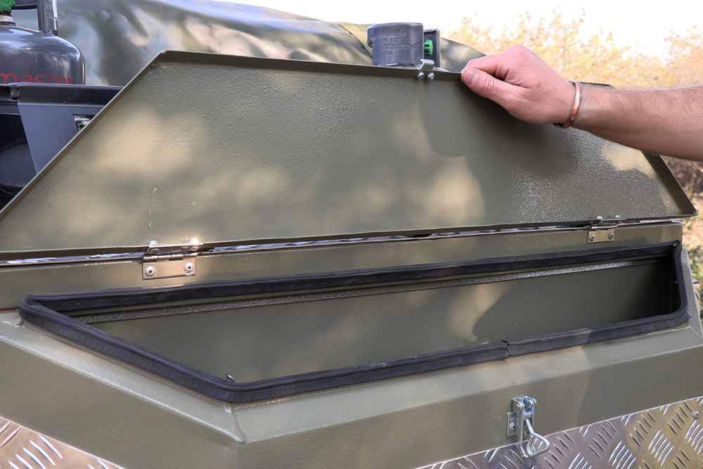 Everest off-road camping trailer
