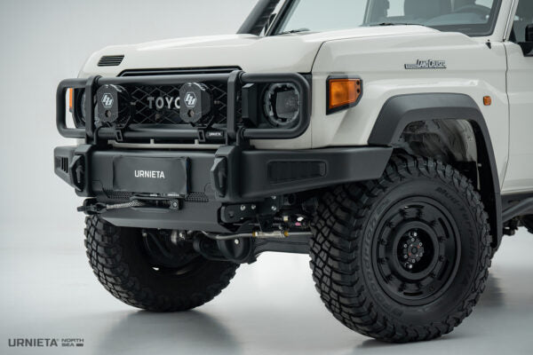 Urnieta Classic/ New LC70 series front bumper kit - Model: Classic