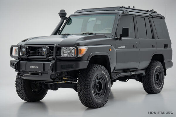 Urnieta Classic/ New LC70 series front bumper kit - Model: Classic