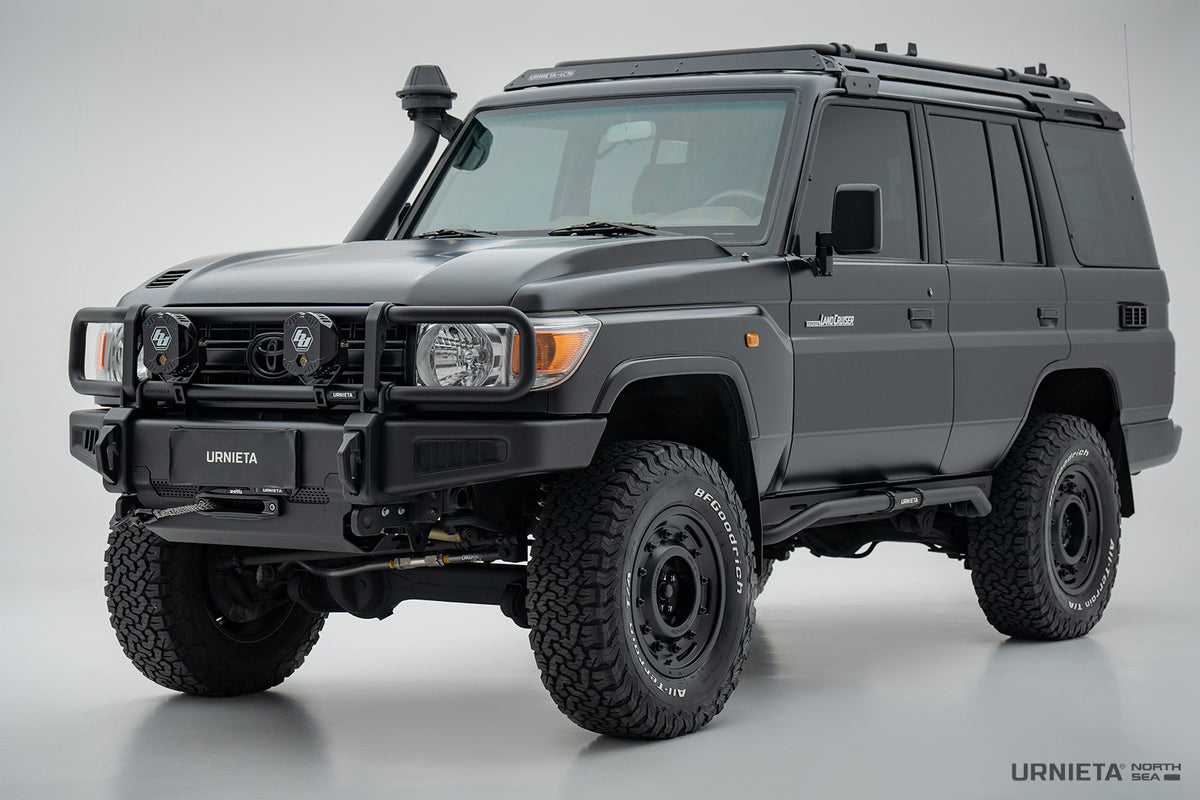 Urnieta Classic/ New LC70 series front bumper kit - Model: Classic