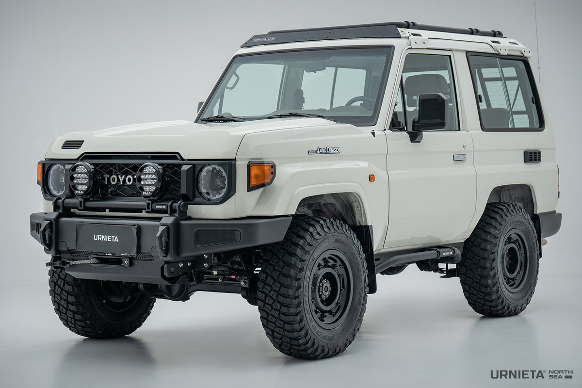 Urnieta Classic/ New LC70 series front bumper kit - Model: New