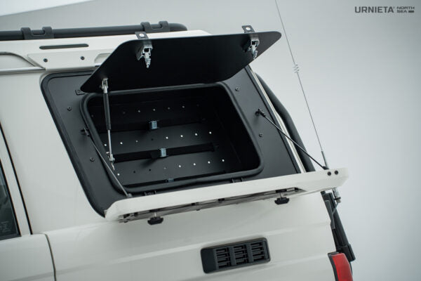 Urnieta LC76 side window multi-function box - Side: Left