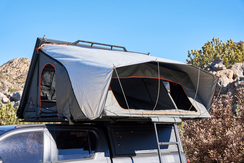 4 SLEEPER ROOFTOP TENT - BLACK