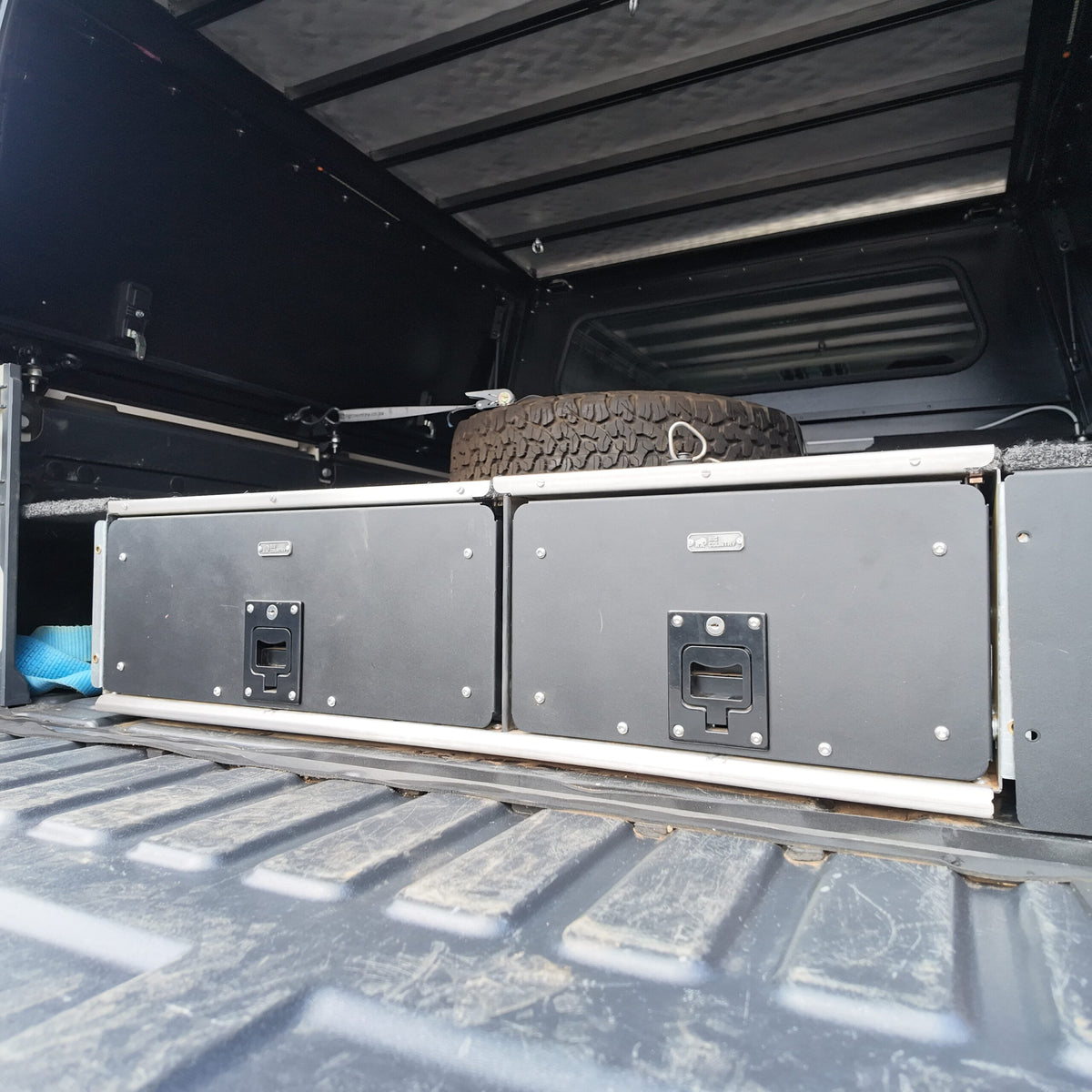 Zambezi Twin Drawer – Ineos Grenadier Quartermaster