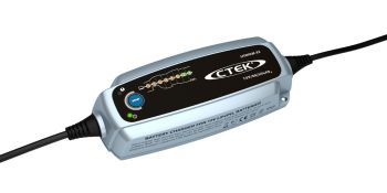 LITHIUM XS (12V 5A) BATTERY CHARGER - BY CTEK